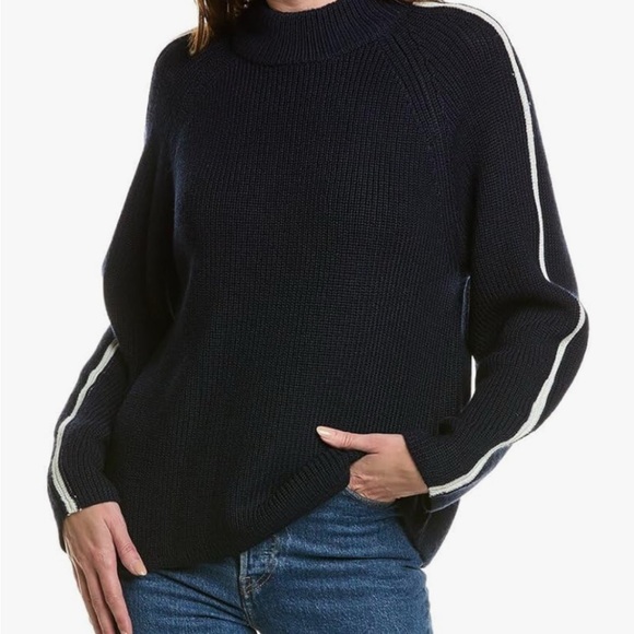 Velvet by Graham & Spencer Sweaters - Velvet Teagan Sweater in Navy and Cream